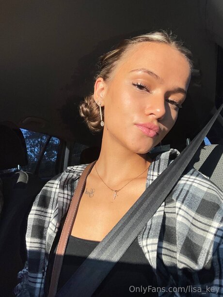 Lissa Key onlyfans boobs