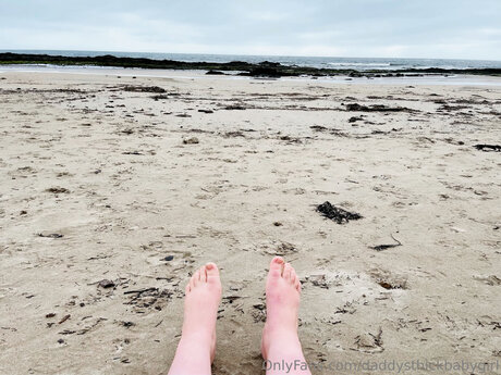 Daddysthickbabygirl onlyfans public photos