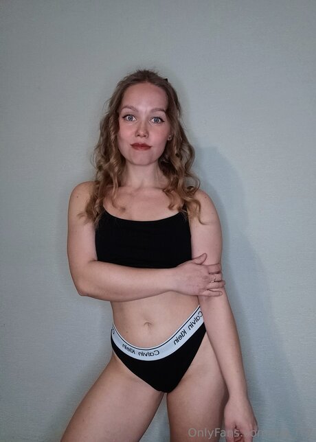 kitty onlyfans sexy nude depiction