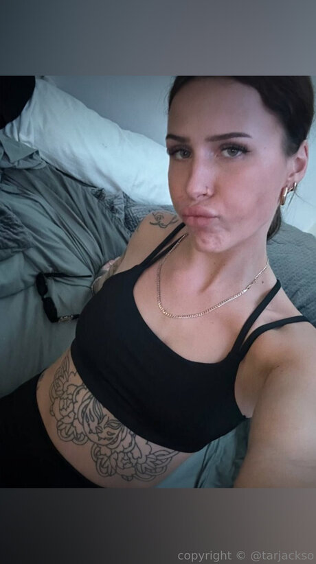 Taragracex feet onlyfans