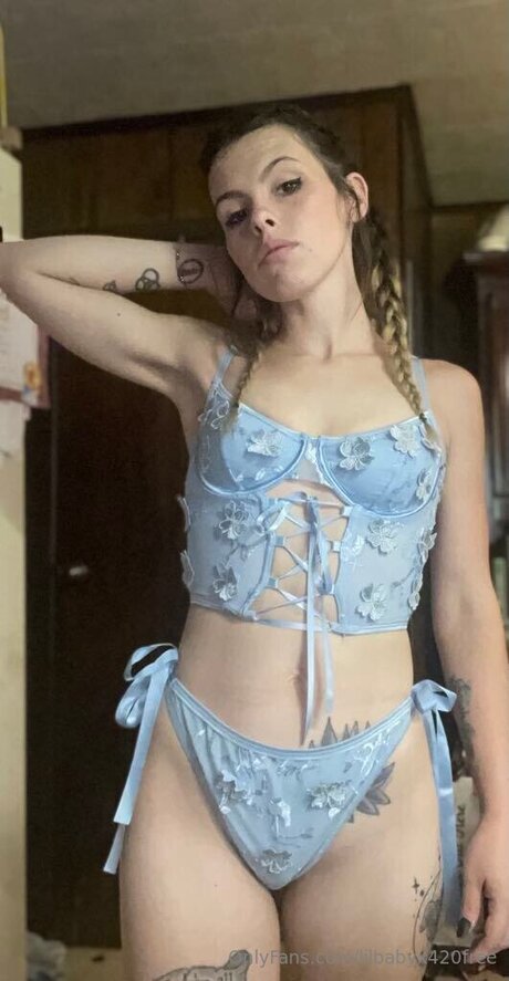 Lilbabyx420free onlyfans nudes leak