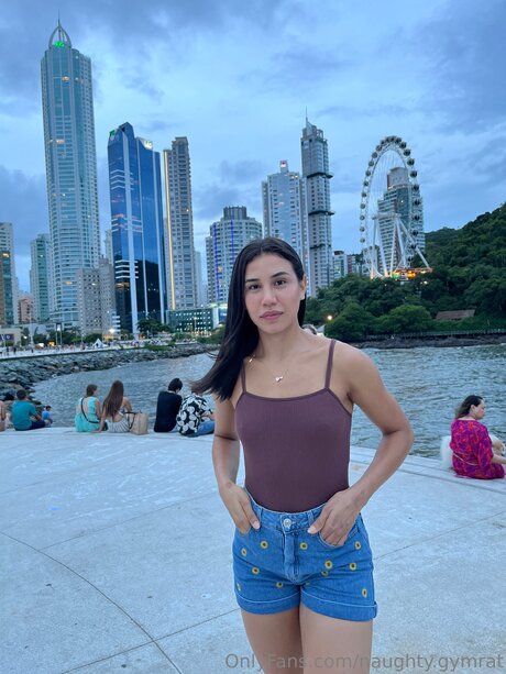 Naughty Gymrat onlyfans strip