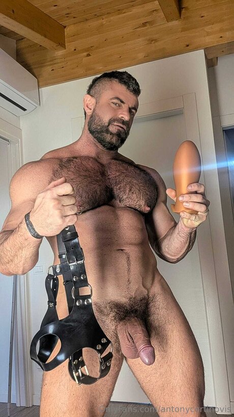 Antonycortinovis leaked onlyfans naked