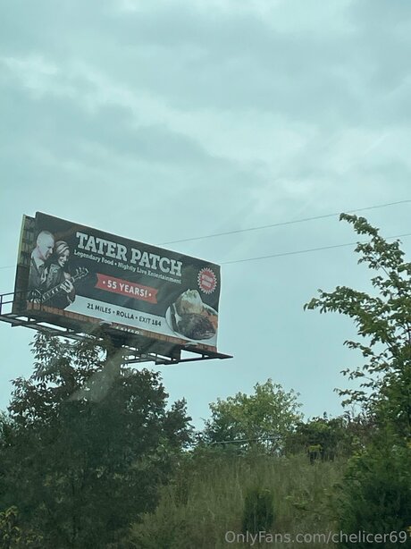 Chelicer69 onlyfans pictures