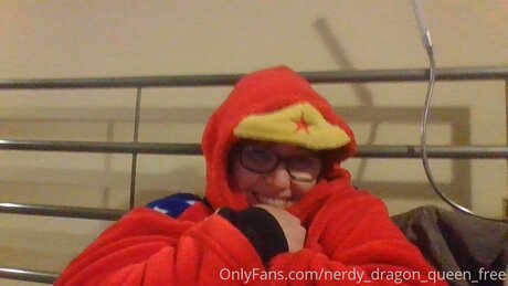 Nerdy Dragon Queen Free onlyfans leaks nude