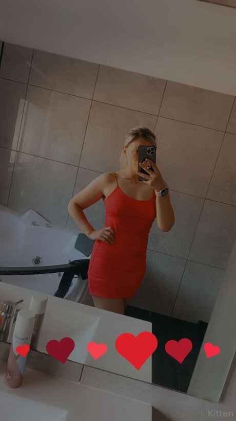 Skitzz onlyfans leaked.