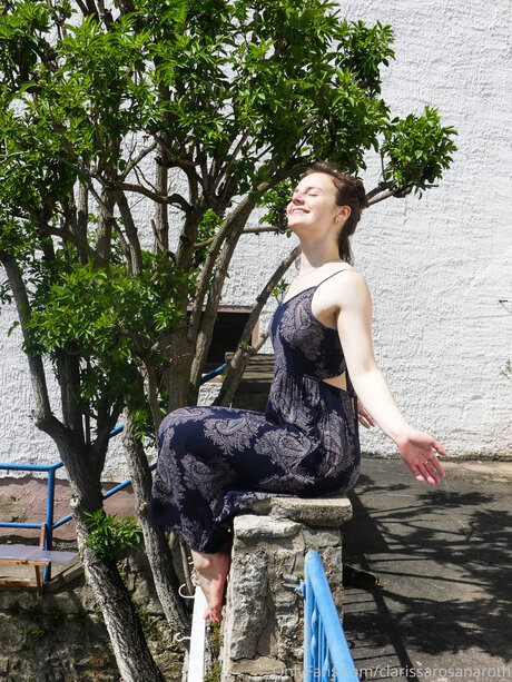 Clarissarosanaroth onlyfans fuck