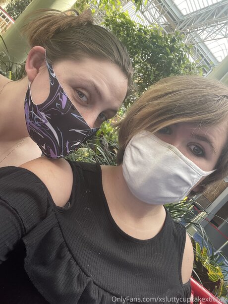 Xsluttycupcakex6669x nude on onlyfans