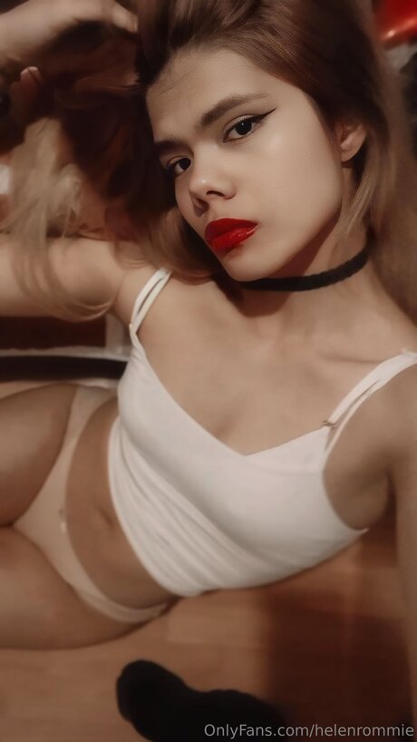 Helenrommie onlyfans porn leaked