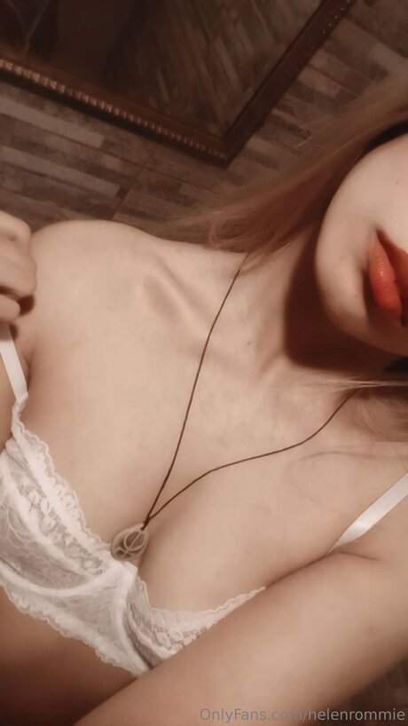 Helenrommie onlyfans nudes