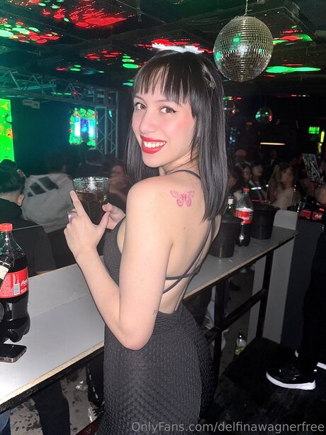 Delfinawagnerfree onlyfans nude porn