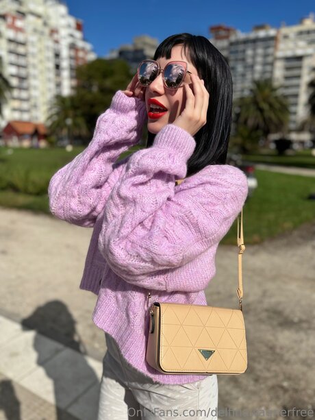 Delfinawagnerfree onlyfans model