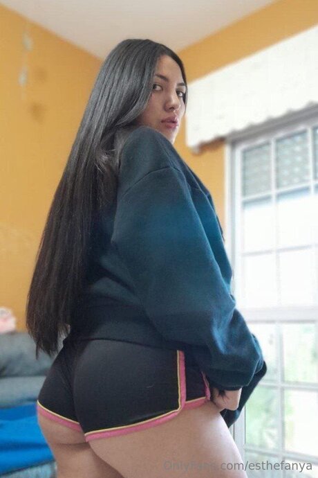 Esthefanya nude onlyfans pics
