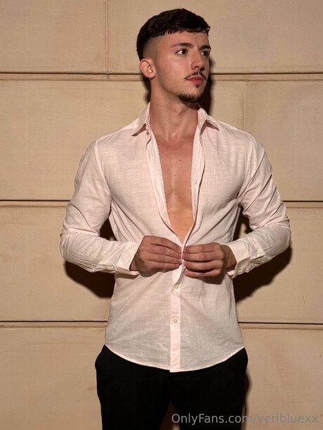 Yeribluexx topless onlyfans