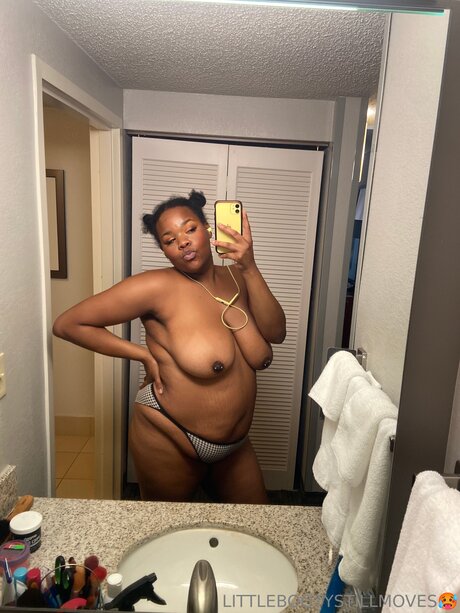 Littlebootystillmoves onlyfans leaks nudes