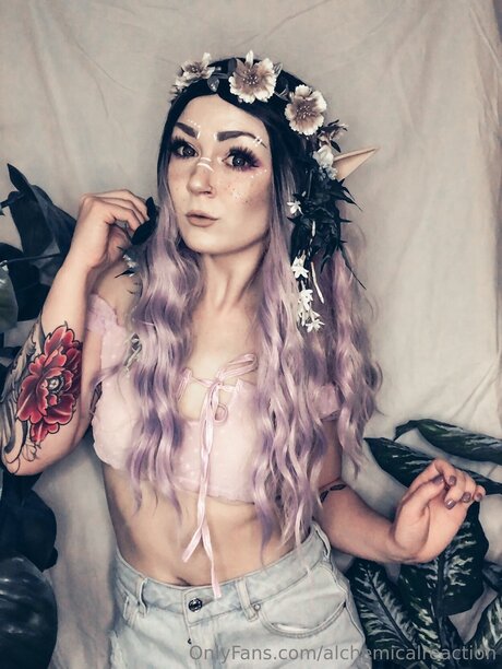 Alchemicalreaction onlyfans nude photos