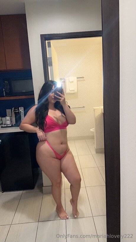 Mariahlovely222 is on onlyfans