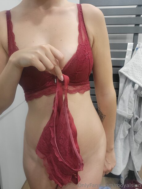 Rooyalsinn sex tape onlyfans