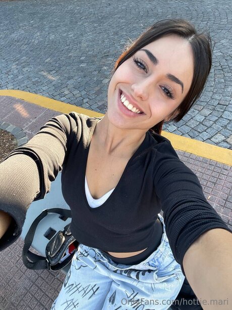 Hottie Mari feet onlyfans