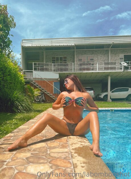 Labombonshot hot onlyfans