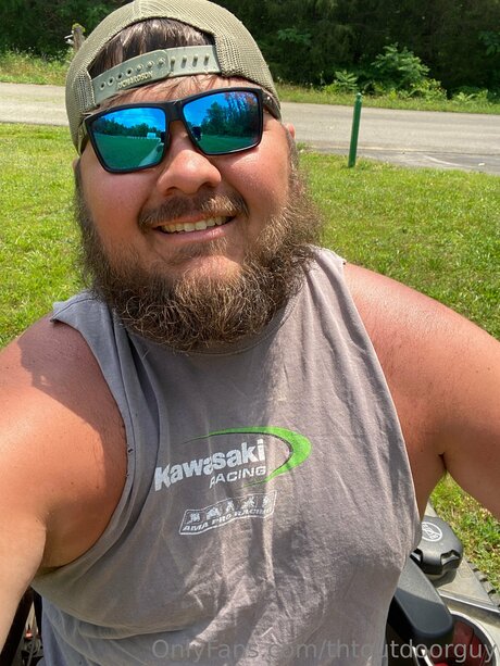 Thtoutdoorguy nude on onlyfans