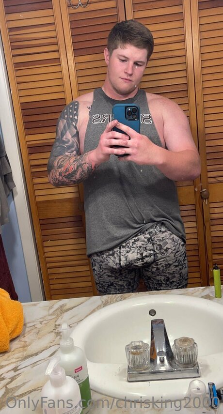Chrisking2000 free only fans
