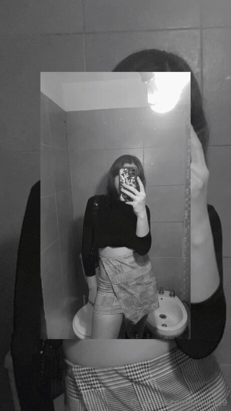 Reinita99 onlyfans sexy