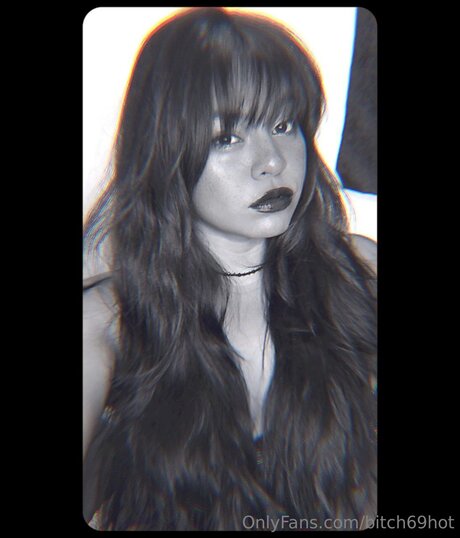 Bitch69hot onlyfans archive