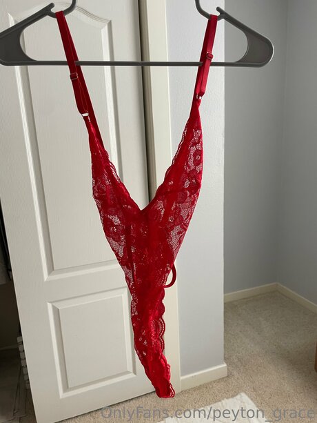 Peyton Grace onlyfans leak new