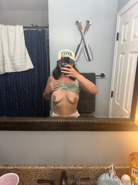 Hitchedhoney nude onlyfans