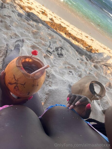 Almaahotxxx onlyfans leaked nude