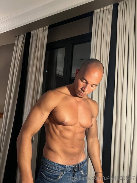 Dwayne Johnson Jr onlyfans explicit content