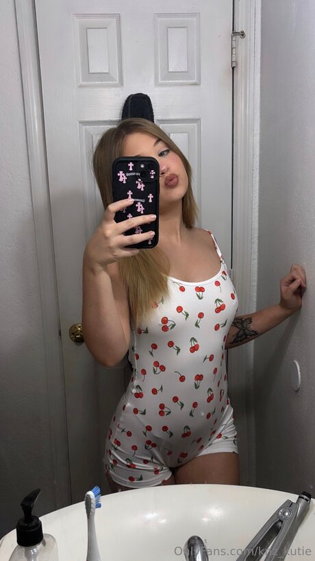 Knz Kutie onlyfans naked leaked