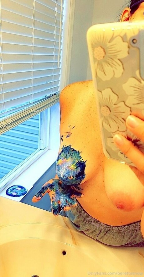 berettasnow onlyfans desnuda