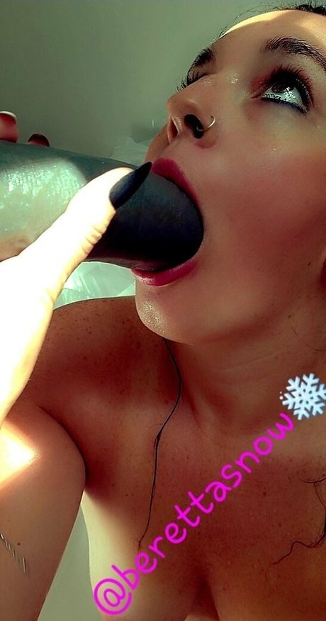 berettasnow onlyfans leak nude