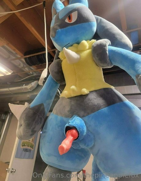 thepineapplefox onlyfans x