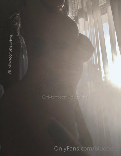 bluedette nude leaked onlyfans