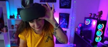 Nicole Diretora onlyfans pictures