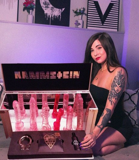 Nicole Diretora Profile pic