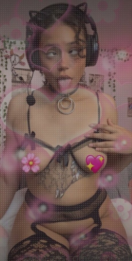 Hellazebra onlyfans pic