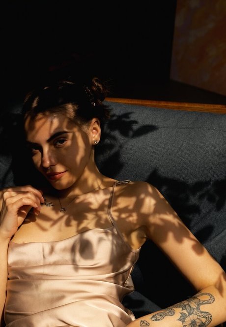 aelmiramirae onlyfans porn free