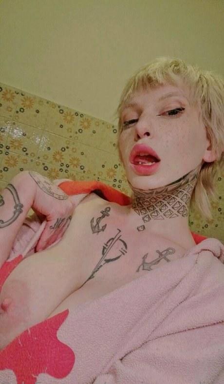 Nausicaa Rondina onlyfans desnuda