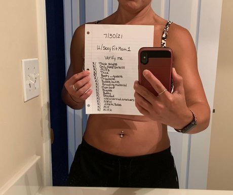 SexyFitMom onlyfans de