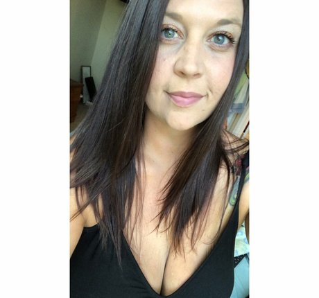 tallnerdywoman onlyfans leaj