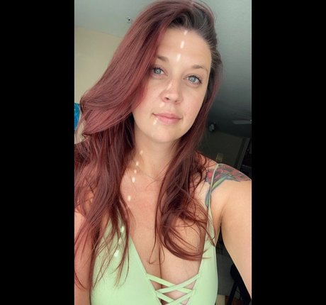 tallnerdywoman nsfw onlyfans