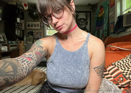 somesweetfruits naked on onlyfans