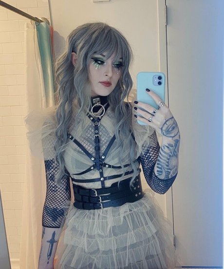 Mothica onlyfans pictures