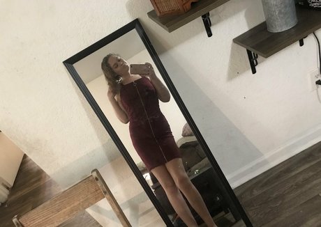 nicolette xx naked onlyfans