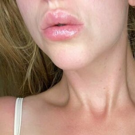 india rose27 onlyfans leaked nude