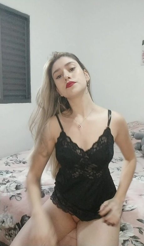 Layllicia nude onlyfans leaked